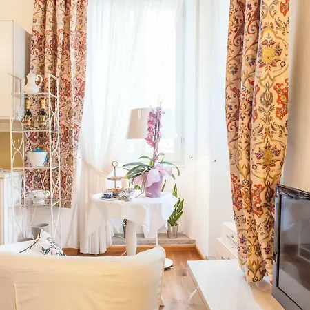 Borgo Dei Salinari Apartamento