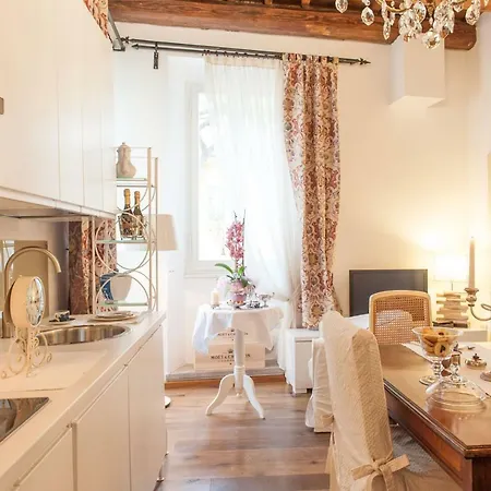 Borgo Dei Salinari *