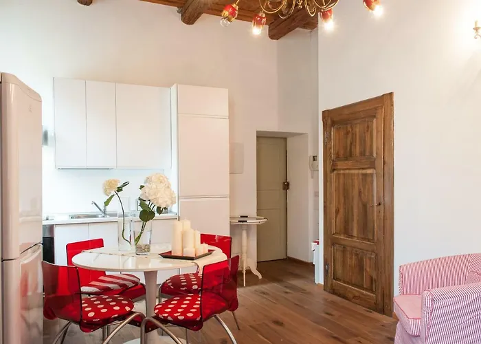 Borgo Dei Salinari *